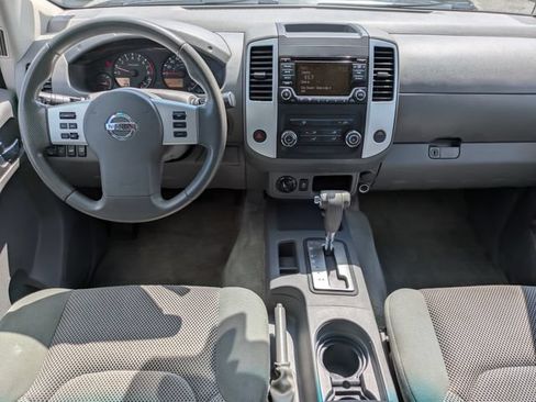 Used 2016 Nissan Frontier SV AWD/4WD image 15