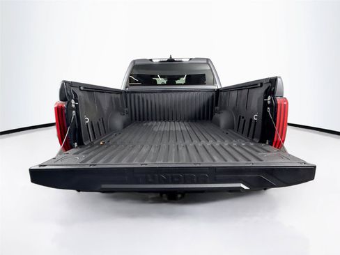 Used 2023 Toyota Tundra SR5 w/ SR5 Convenience Package RWD image 34