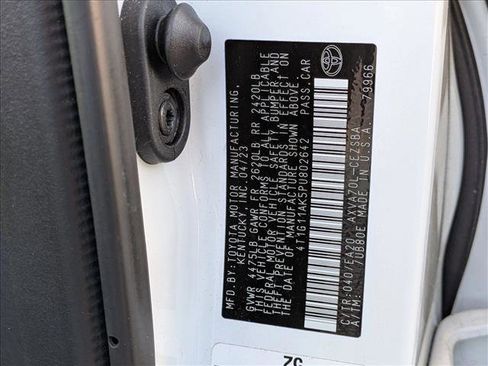 Used 2023 Toyota Camry SE image 18