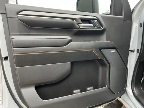 Used 2025 GMC Sierra 2500 AT4 w/ AT4 Premium Plus Package image 27