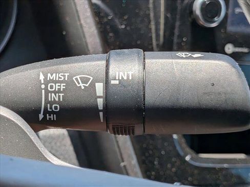 Used 2022 Toyota Camry XSE FWD image 17