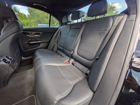 Used 2025 Mercedes-Benz C 300 Sedan image 12