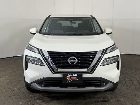 Used 2023 Nissan Rogue SV AWD/4WD image 2