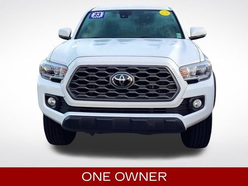 Used 2023 Toyota Tacoma TRD Off-Road image 3