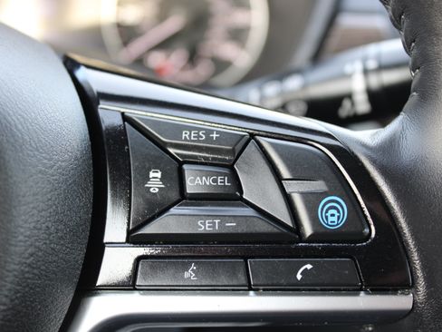 Certified 2021 Nissan Altima 2.5 Platinum image 27