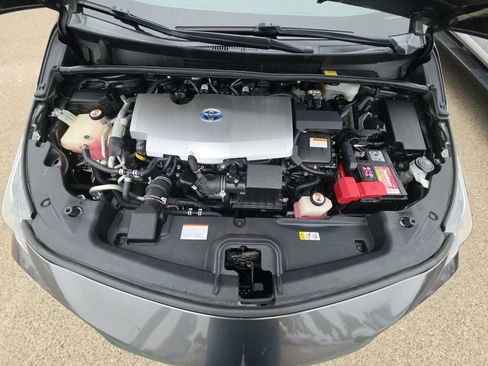 Used 2018 Toyota Prius Prime Plus FWD image 7