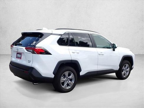 Certified 2025 Toyota RAV4 XLE AWD/4WD image 4