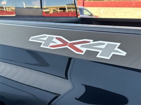 Used 2019 Chevrolet Silverado 1500 LTZ w/ LTZ Texas Edition image 11