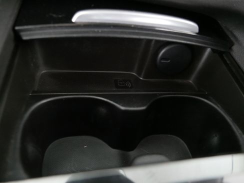 Certified 2018 Buick Regal Preferred FWD image 28