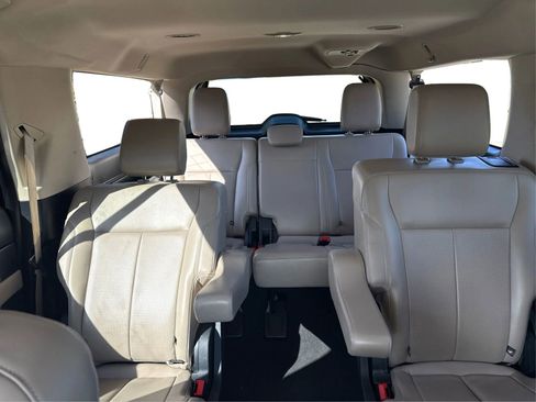 Used 2024 Ford Expedition Max XLT AWD/4WD image 14