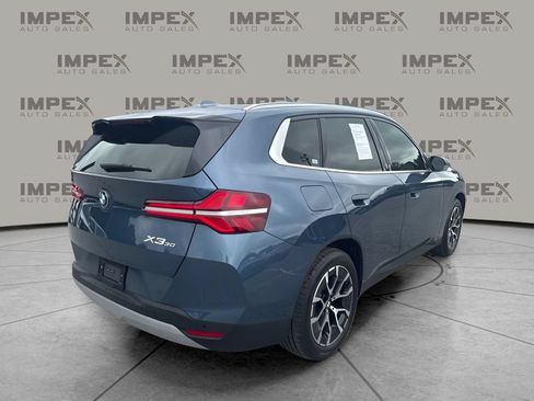 Used 2025 BMW X3 xDrive30i AWD/4WD image 3
