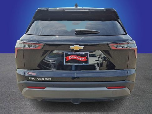 Used 2025 Chevrolet Equinox LT AWD/4WD image 5
