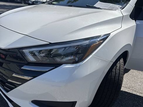 Certified 2025 Nissan Versa SR w/ Trunk Package FWD image 29