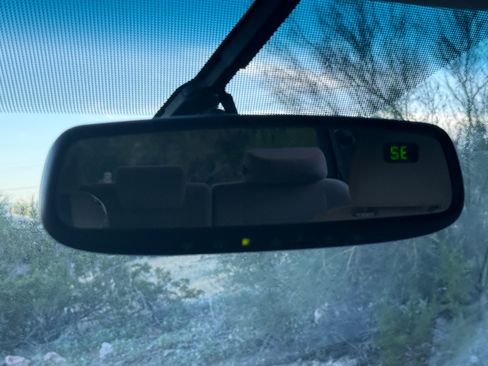 Used 2014 Toyota Sienna LE image 36