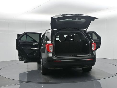 Certified 2022 Ford Explorer XLT image 39