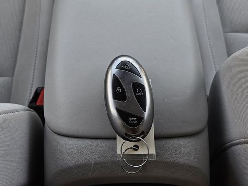 Used 2025 Hyundai Kona SEL image 31