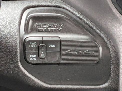 Certified 2023 RAM 2500 Big Horn w/ Night Edition image 17