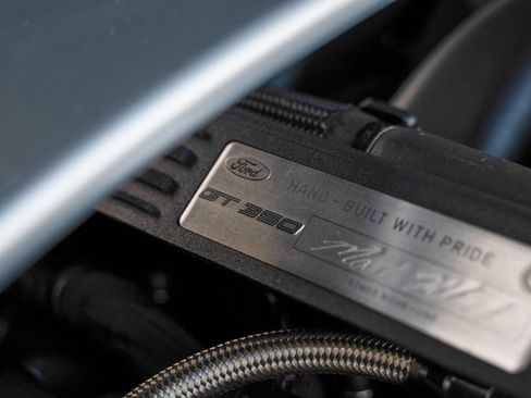 Used 2020 Ford Mustang Shelby GT350 w/ Technology Package image 45