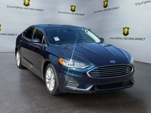 Used 2020 Ford Fusion SE image 7
