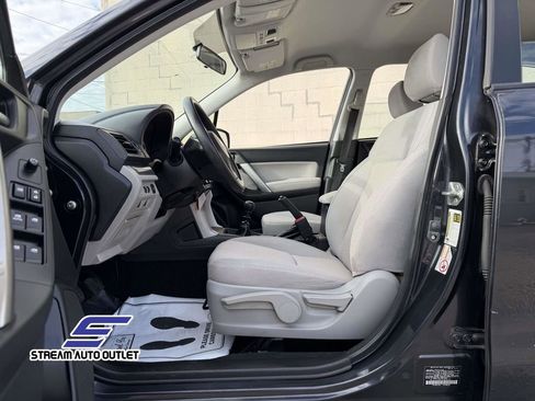 Used 2014 Subaru Forester 2.5i image 29