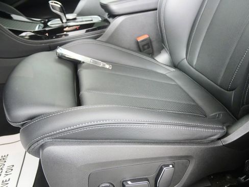 Certified 2024 BMW X4 xDrive30i image 10