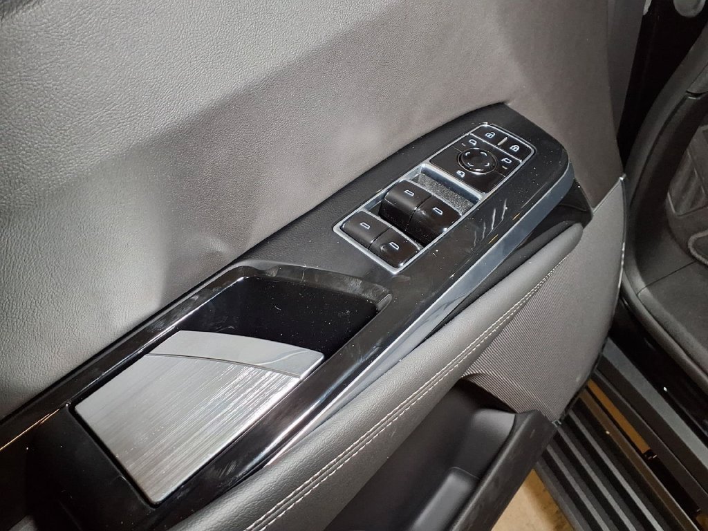 New 2026 Cadillac Escalade Sport AWD/4WD image 12