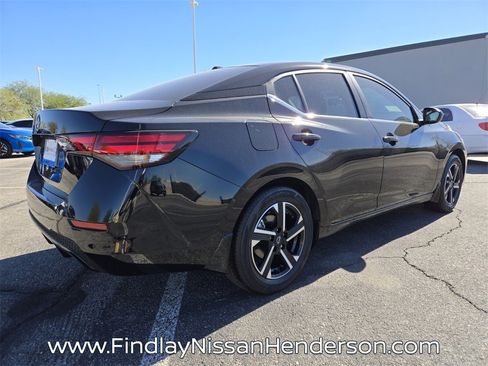 New 2025 Nissan Sentra SV image 4