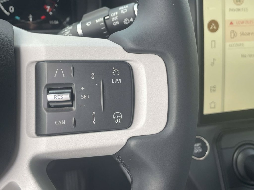 New 2026 Land Rover Defender 110 S AWD/4WD image 37