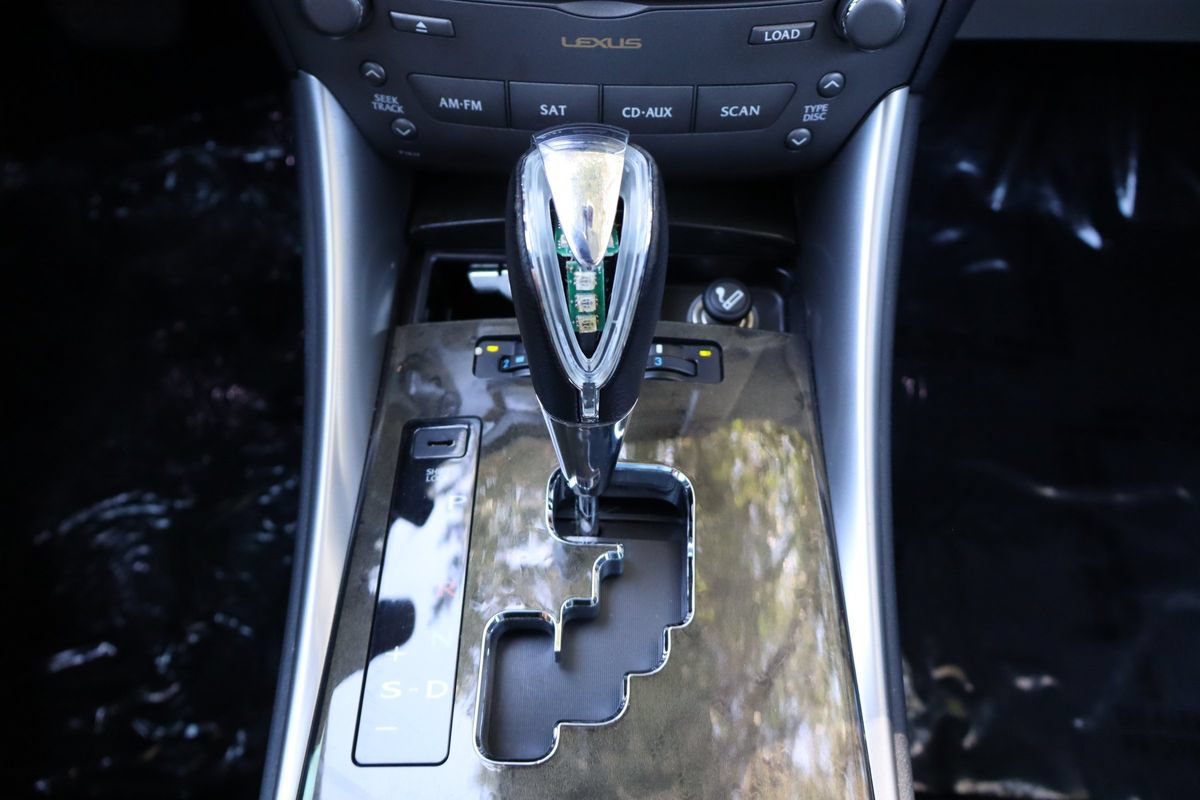 Used 2011 Lexus IS 250 w/ Premium Pkg Value Edition RWD image 35