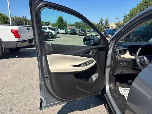 Used 2024 Buick Encore GX Sport Touring w/ Advanced Technology Package AWD/4WD image 18