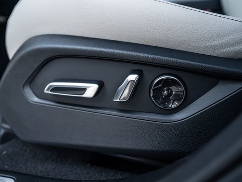 Certified 2025 Acura RDX SH-AWD image 26