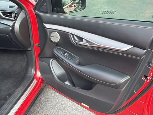 Used 2023 INFINITI QX55 Essential image 35