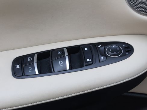 Used 2022 INFINITI QX50 Essential FWD image 15