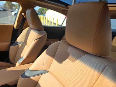 Used 2025 Lexus ES 350 w/ Premium Package image 24