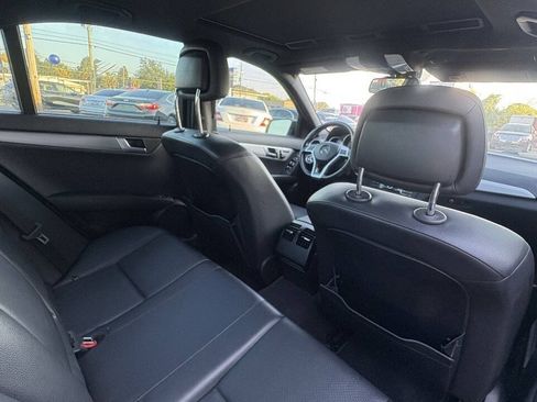 Used 2014 Mercedes-Benz C 300 4MATIC Sedan image 5