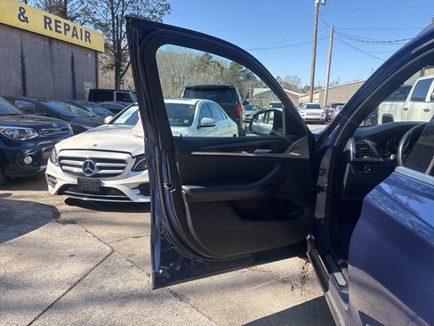 Used 2018 BMW X3 xDrive30i image 9