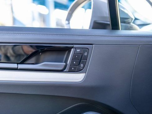 Certified 2026 Porsche Cayenne Coupe image 28