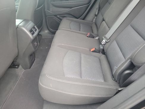 Used 2023 GMC Terrain SLE w/ Driver Convenience Package FWD image 10