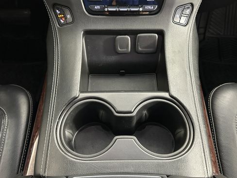 Used 2017 GMC Yukon XL SLT image 20