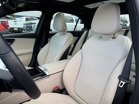 Certified 2024 Mercedes-Benz C 300 4MATIC Sedan image 13