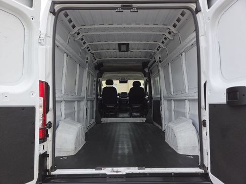 Used 2023 RAM ProMaster 2500 FWD image 15