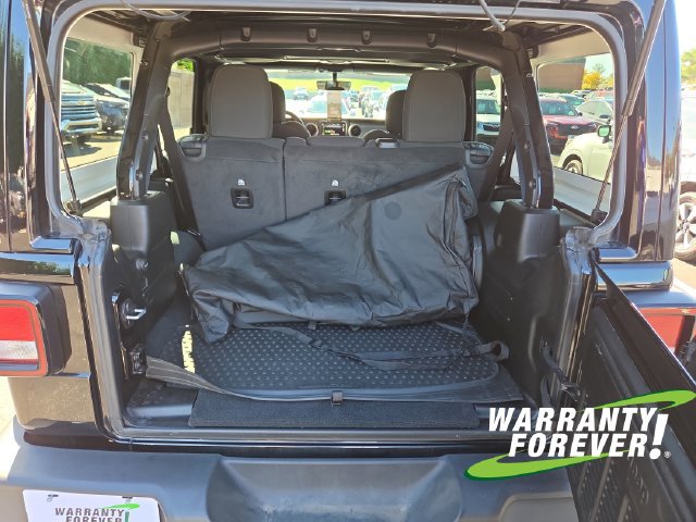 Used 2022 Jeep Wrangler Unlimited Sport AWD/4WD image 18