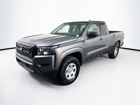 Used 2022 Nissan Frontier S image 3