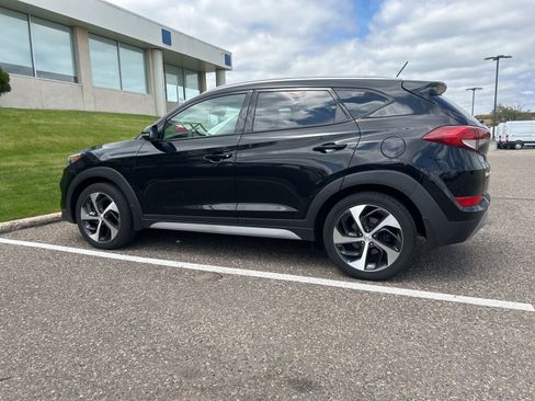 Used 2017 Hyundai Tucson Sport AWD/4WD image 4