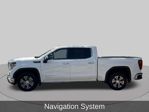 Used 2026 GMC Sierra 1500 SLT RWD image 2
