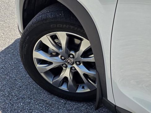 Certified 2024 Toyota Grand Highlander FWD image 36