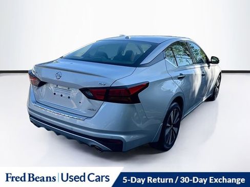 Used 2020 Nissan Altima 2.5 SV AWD/4WD image 8