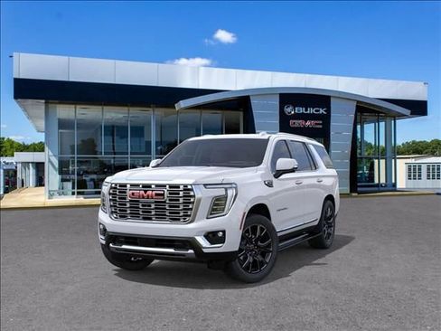 New 2026 GMC Yukon Denali w/ Sun & Power Step Package image 8