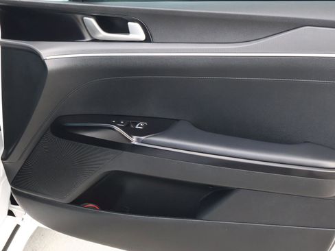 Used 2024 Kia K5 GT-Line image 16