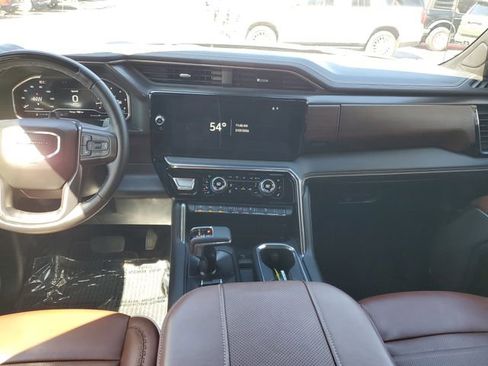 Used 2025 GMC Sierra 1500 Denali Ultimate image 14